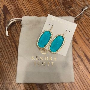 Kendra Scott emerald/blue color Hammered Earrings